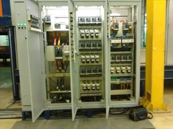 طراحی و موتاژ انواع تابلو برق و PLC