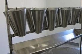 فروش-دستگاه-قیف-سربری-انواع-طیور-بهداشتی