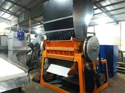 فروش-دستگاه-شریدر-آهن-شیشه-و-فلزات-صنعتی