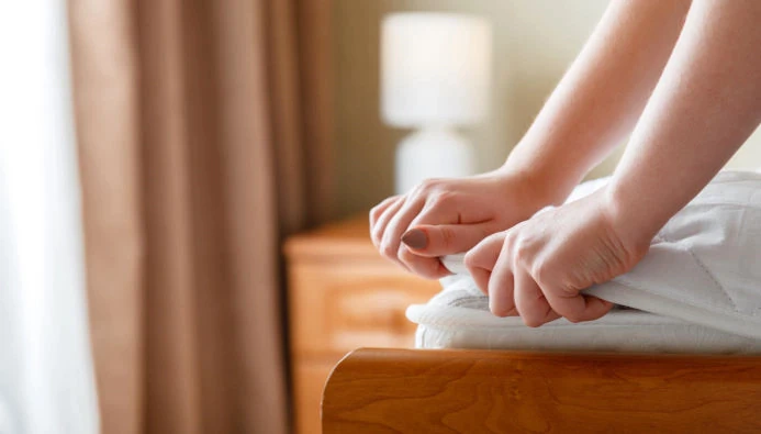 خرید-ملحفه-اسپان‌باند-یکبار-مصرف-هتلی-وفامدیکال