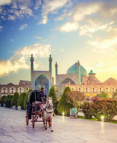 تور-زمینی--گروهی-و-اقساطی-اصفهان-از-تنکابن