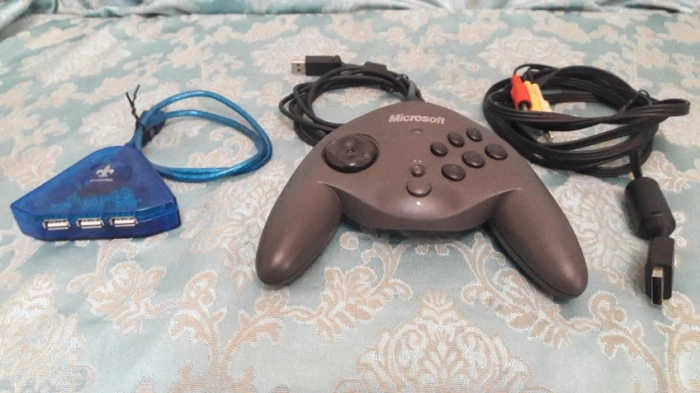 دسته-بازی-مایکروسافت-برای-کامپیوتر-و-رابط-ps1