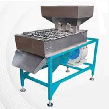 فروش-دستگاه-پوست-کن-بادام-درختی-سبز