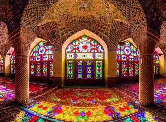 تور-شیراز-همه-روزه-پاییز-98