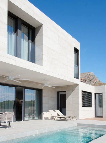 تراورتن-مصنوعی-نمای-سفید-نمای-تایل