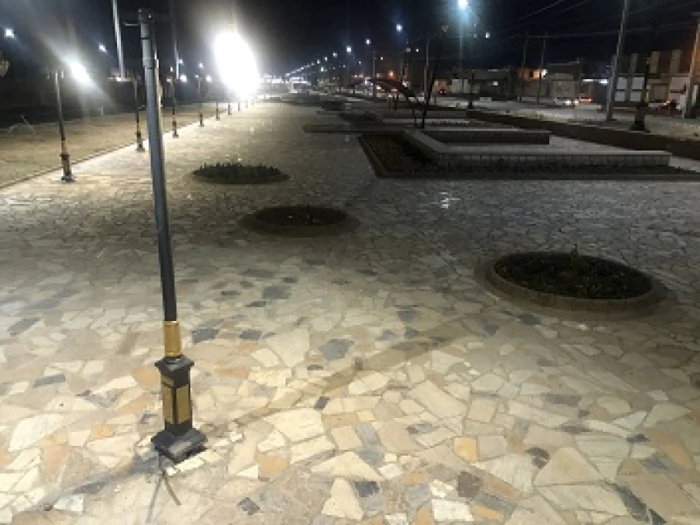 فروش-ویژه-سنگهای-در-رنگهای-مختلف