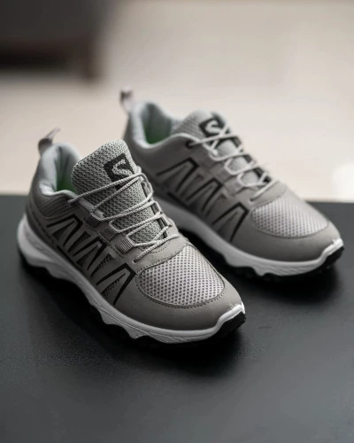 پخش-عمده-کفش-اسپرت-فروشگاهی_تولیدی-کفش-سینا