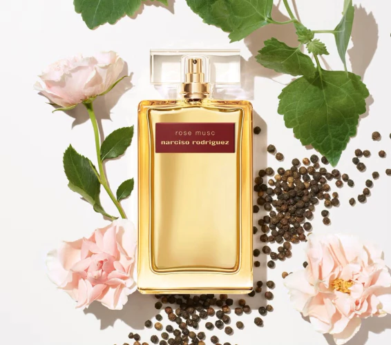 هدیه‌ای-شیک-برای-روز-مادر-عطر-اورجینال