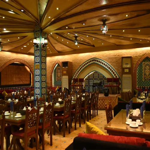 رستوران-در-پاسداران-تهران