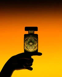 عطر-ادکلن-اینیشیو-عود-فور-هپینس