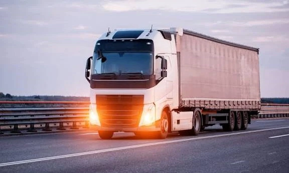 خدمات-حمل-و-نقل-باربری-تریلی-ده-چرخ-وغیره