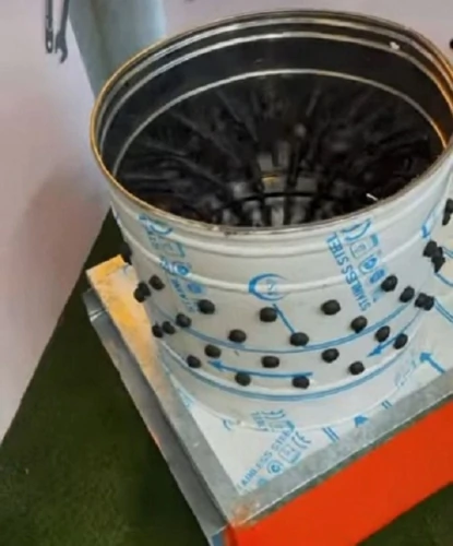 فروش-دستگاه-پرکن-مرغ-و-انواع-طیوربا-بدنه-مقاوم