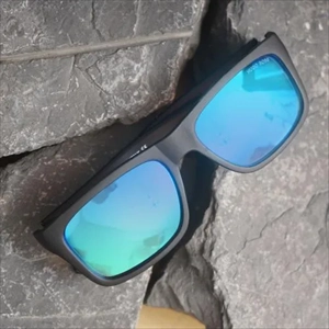 1000 عینک مردانه مشکی صفحه آبی مدل Hugo (2024)