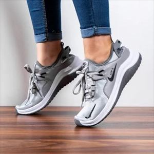 1000 کفش ورزشی Nike دخترانه طوسی مدل Sar (2024)