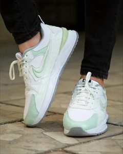 1000 کفش مردانه مدل Rojer (سفید سبز) (2024)