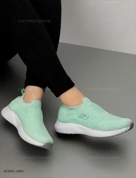 1000 کفش زنانه Skechers (2024)