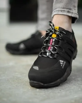 1000 کفش مردانه Adidas مدل Sosalo (2024)
