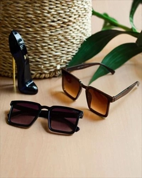 1000 عینک آفتابی زنانه مدل  Prada (2024)