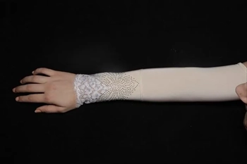 تولید کننده انواع دستکش و ساق دست 