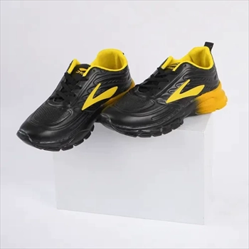 1000 کفش ورزشی مردانه مشکی زرد مدل P802 (2024)