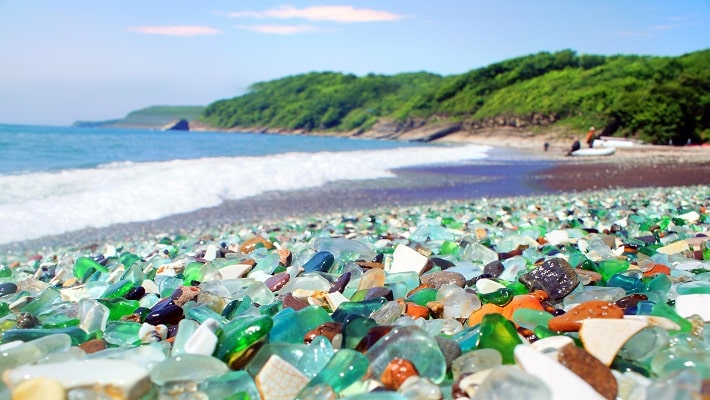 10 نکته درباره ساحل سنگ های شیشه ای (2024)
